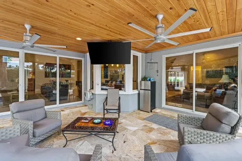 7039 Mandarin Drive Boca Raton FL 33433