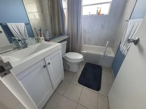 596 Saxony M Delray Beach FL 33446
