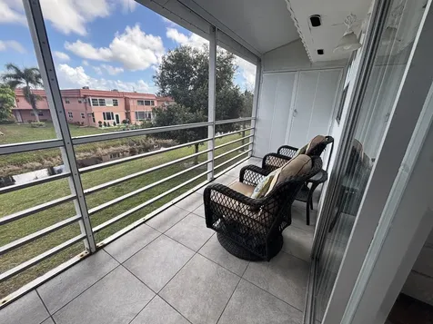 596 Saxony M Delray Beach FL 33446
