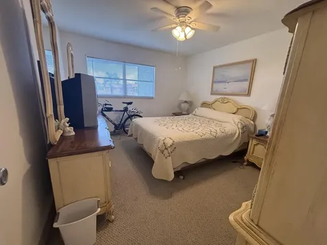 596 Saxony M Delray Beach FL 33446