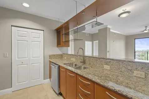 511 Lucerne Avenue Lake Worth Beach FL 33460