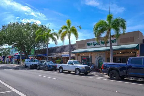 511 Lucerne Avenue Lake Worth Beach FL 33460