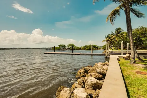 511 Lucerne Avenue Lake Worth Beach FL 33460