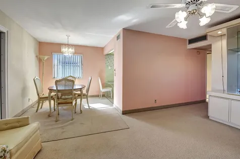 325 Saxony G Delray Beach FL 33446