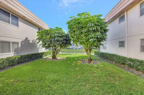 325 Saxony G Delray Beach FL 33446