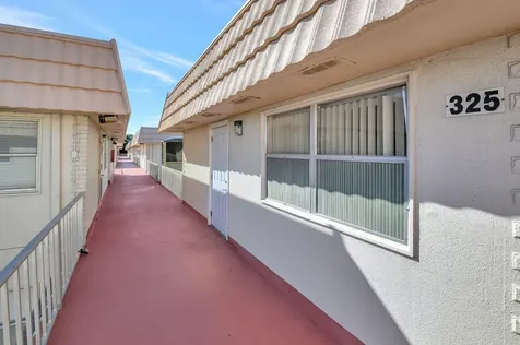 325 Saxony G Delray Beach FL 33446