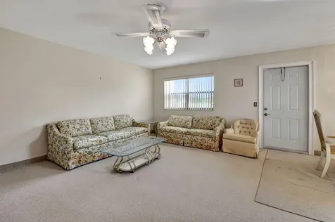 325 Saxony G Delray Beach FL 33446
