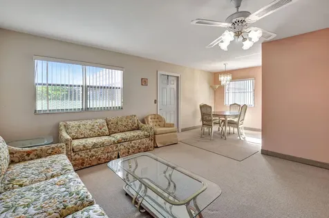 325 Saxony G Delray Beach FL 33446