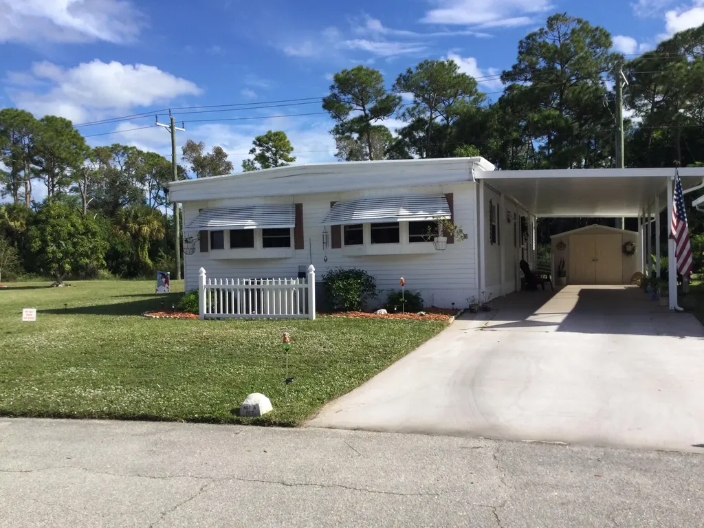 26 Mediterranean Boulevard Port Saint Lucie FL 34952