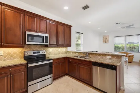 7533 Topiary Avenue Boynton Beach FL 33437