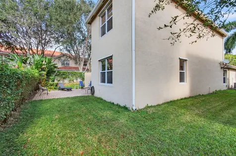 7533 Topiary Avenue Boynton Beach FL 33437