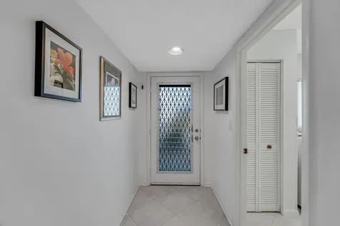 15301 Pembridge Avenue Delray Beach FL 33484