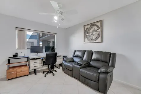 15301 Pembridge Avenue Delray Beach FL 33484