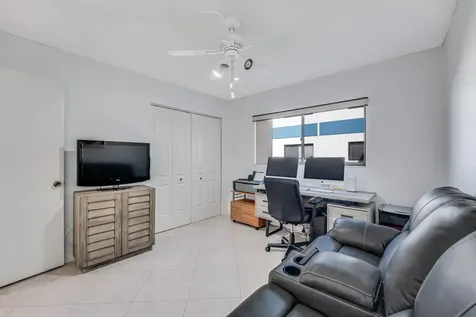 15301 Pembridge Avenue Delray Beach FL 33484
