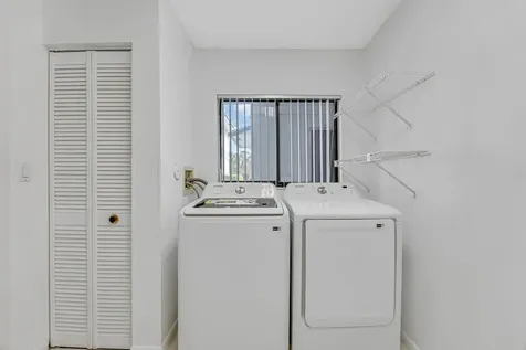 15301 Pembridge Avenue Delray Beach FL 33484