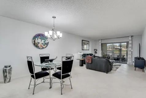 15301 Pembridge Avenue Delray Beach FL 33484