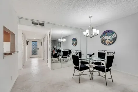 15301 Pembridge Avenue Delray Beach FL 33484