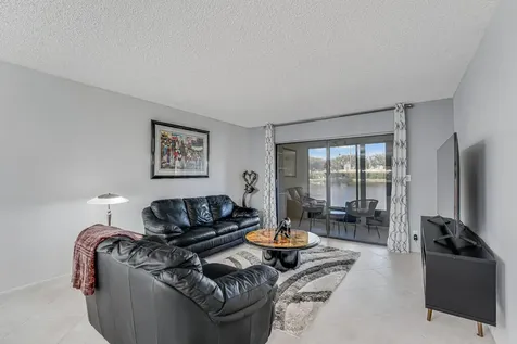 15301 Pembridge Avenue Delray Beach FL 33484