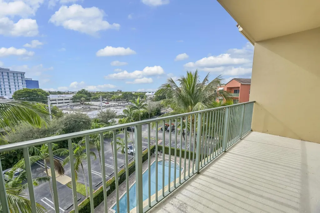 1650 Presidential Way West Palm Beach FL 33401