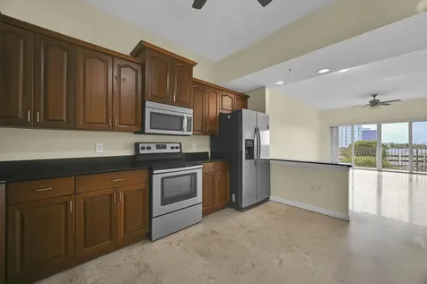 1650 Presidential Way West Palm Beach FL 33401