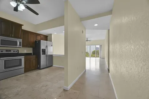 1650 Presidential Way West Palm Beach FL 33401