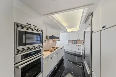 100 Lakeshore Drive North Palm Beach FL 33408