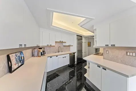100 Lakeshore Drive North Palm Beach FL 33408