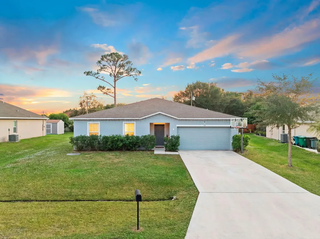 1414 Sw Crest Avenue Port Saint Lucie FL 34953