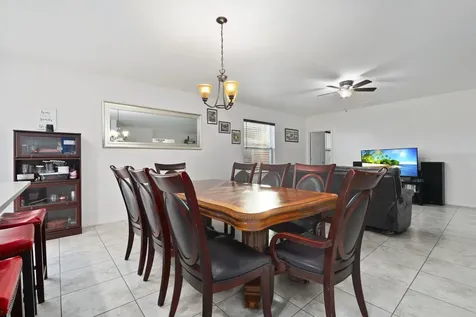 1414 Sw Crest Avenue Port Saint Lucie FL 34953