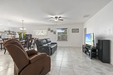 1414 Sw Crest Avenue Port Saint Lucie FL 34953