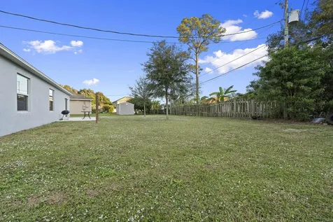 1414 Sw Crest Avenue Port Saint Lucie FL 34953