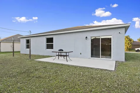 1414 Sw Crest Avenue Port Saint Lucie FL 34953