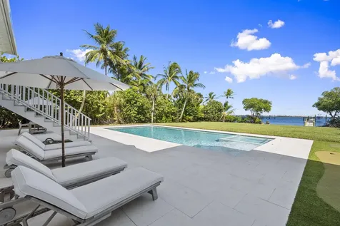 54 S Sewalls Point Road Sewalls Point FL 34996