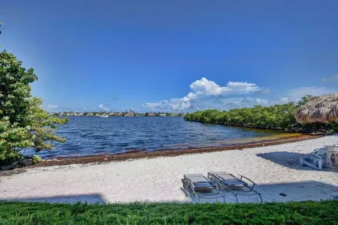 900 Scotia Drive Hypoluxo FL 33462