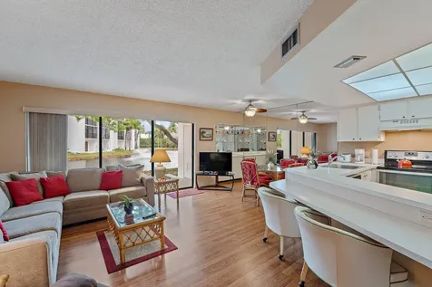 1605 S Us Highway 1 Jupiter FL 33477
