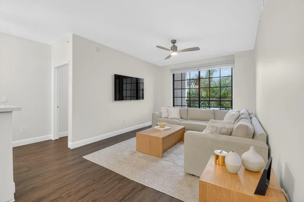 233 S Federal Highway Boca Raton FL 33432