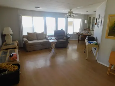 27 Se Gorda Way Port Saint Lucie FL 34952