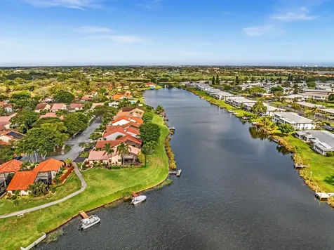 1045 Nw 18th Avenue Delray Beach FL 33445