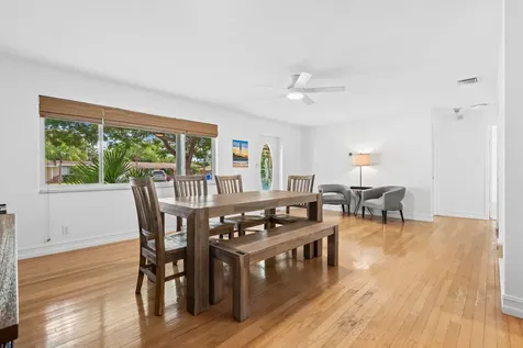27 Ne 16th Avenue Pompano Beach FL 33060