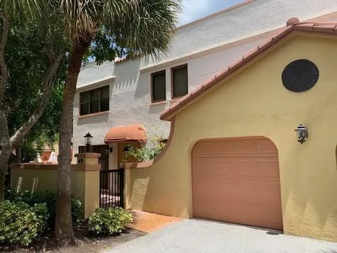 49 Uno Lago Drive Juno Beach FL 33408