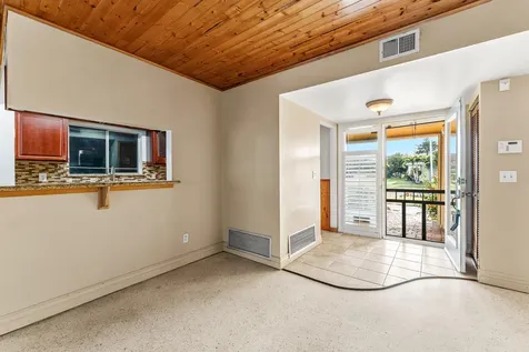 1425 Se San Sovina Terrace Port Saint Lucie FL 34952