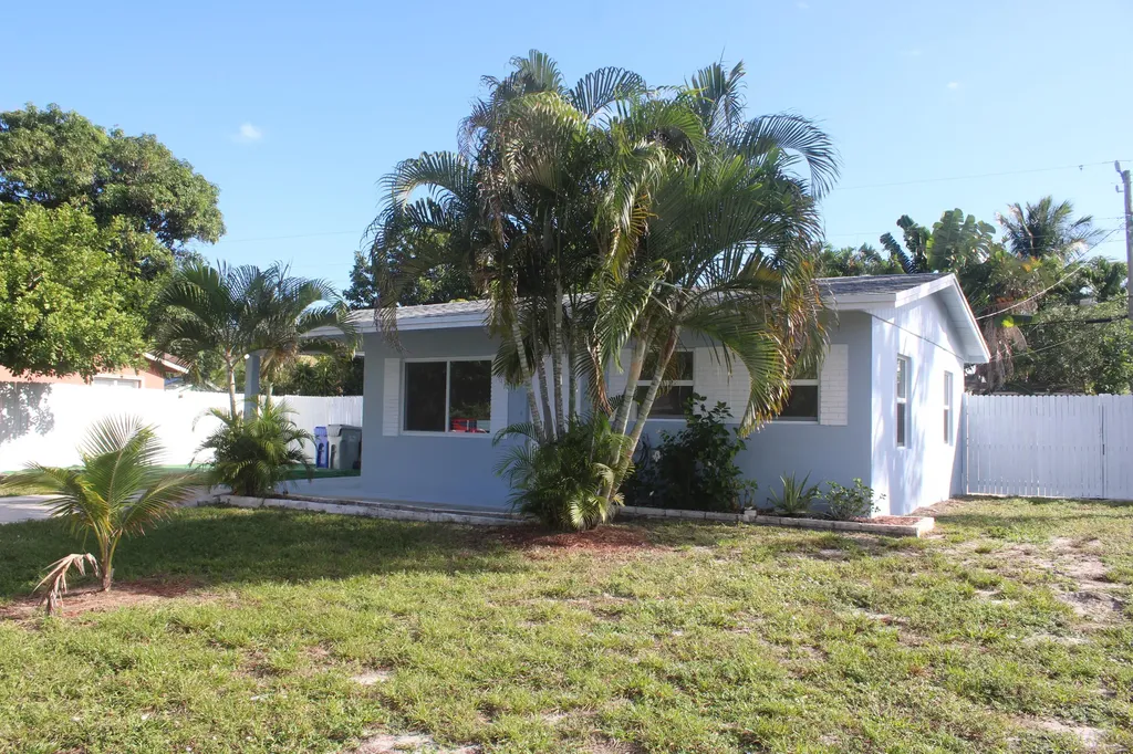 2630 NE 8th Avenue Pompano Beach FL 33064