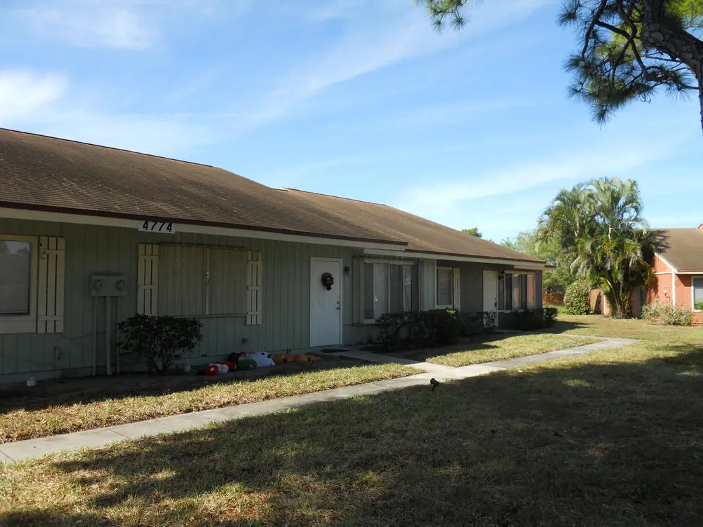 4774 Orleans Court West Palm Beach FL 33415