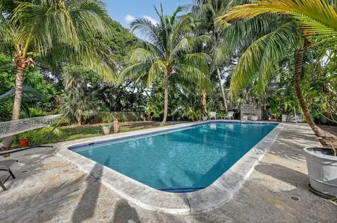 460 Se 18th Avenue Deerfield Beach FL 33441