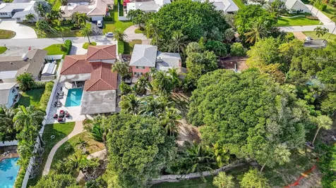 460 Se 18th Avenue Deerfield Beach FL 33441