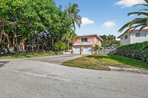 460 Se 18th Avenue Deerfield Beach FL 33441