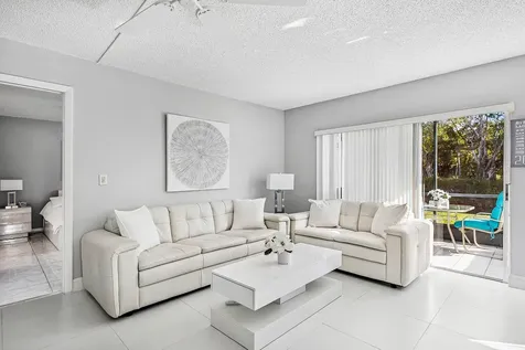 13518 Sabal Palm Court Delray Beach FL 33484