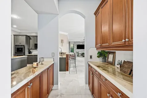 8060 Woodslanding Trail West Palm Beach FL 33411