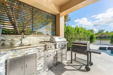8060 Woodslanding Trail West Palm Beach FL 33411