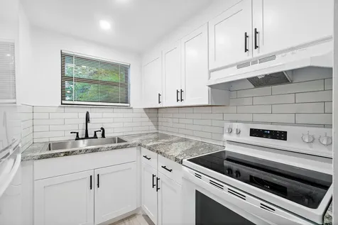626 N Federal Highway Lake Worth Beach FL 33460